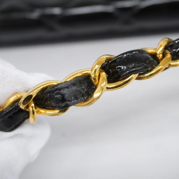 Chanel Shoulder Bag Matelasse Patent Leather Black Women's - Picture 8 of 16